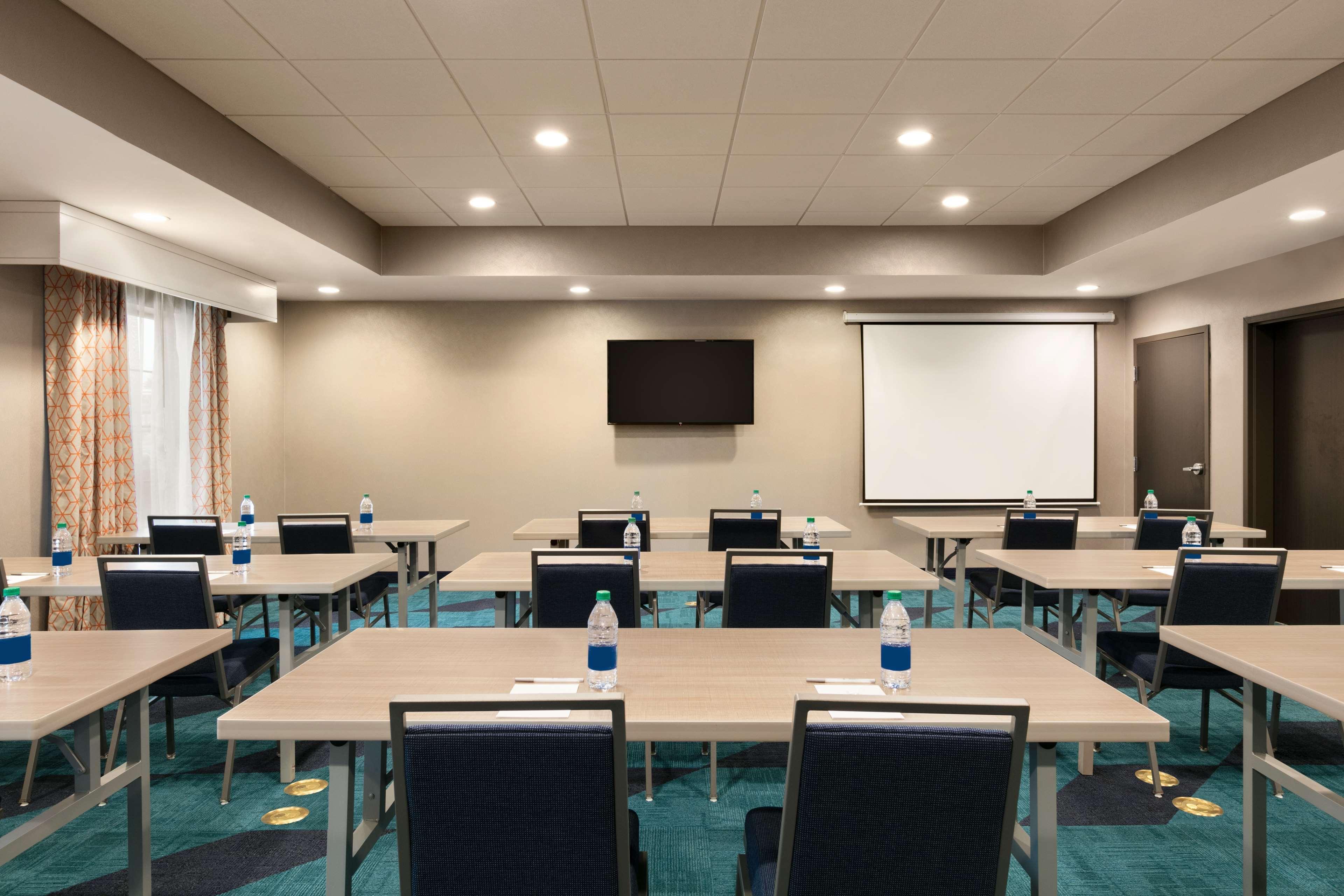 Hampton Inn Кърнърсвил Екстериор снимка