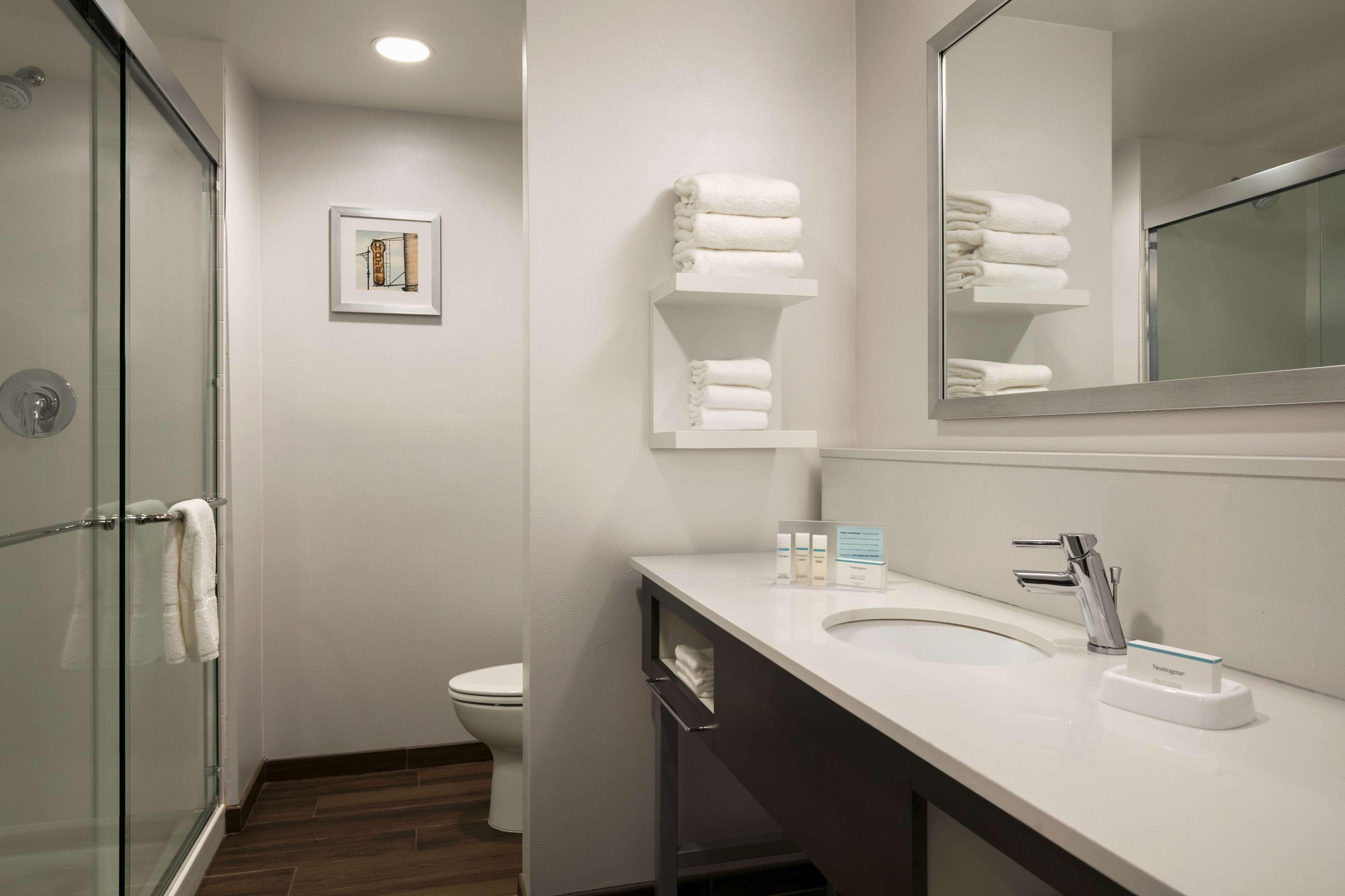 Hampton Inn Кърнърсвил Екстериор снимка