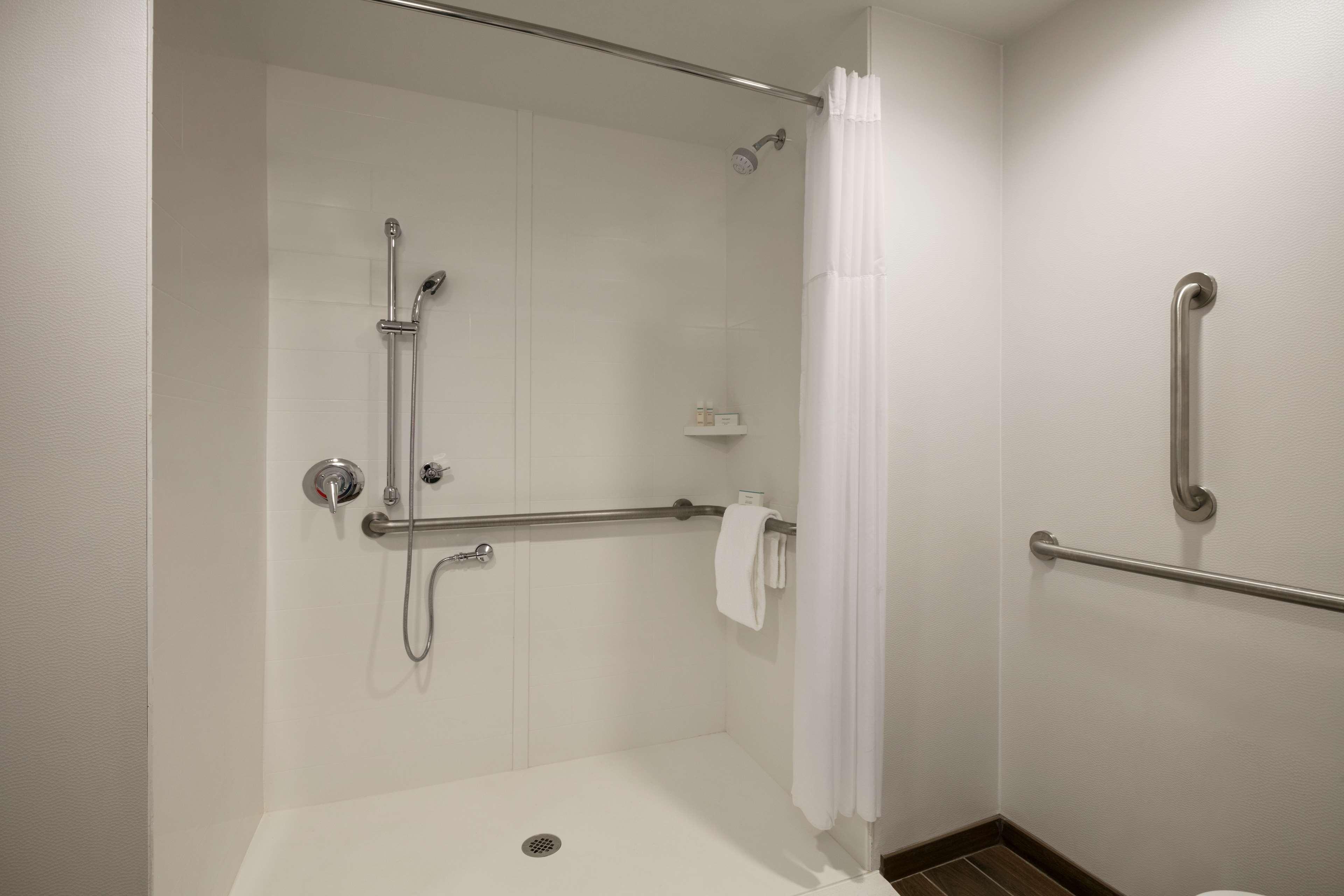Hampton Inn Кърнърсвил Екстериор снимка